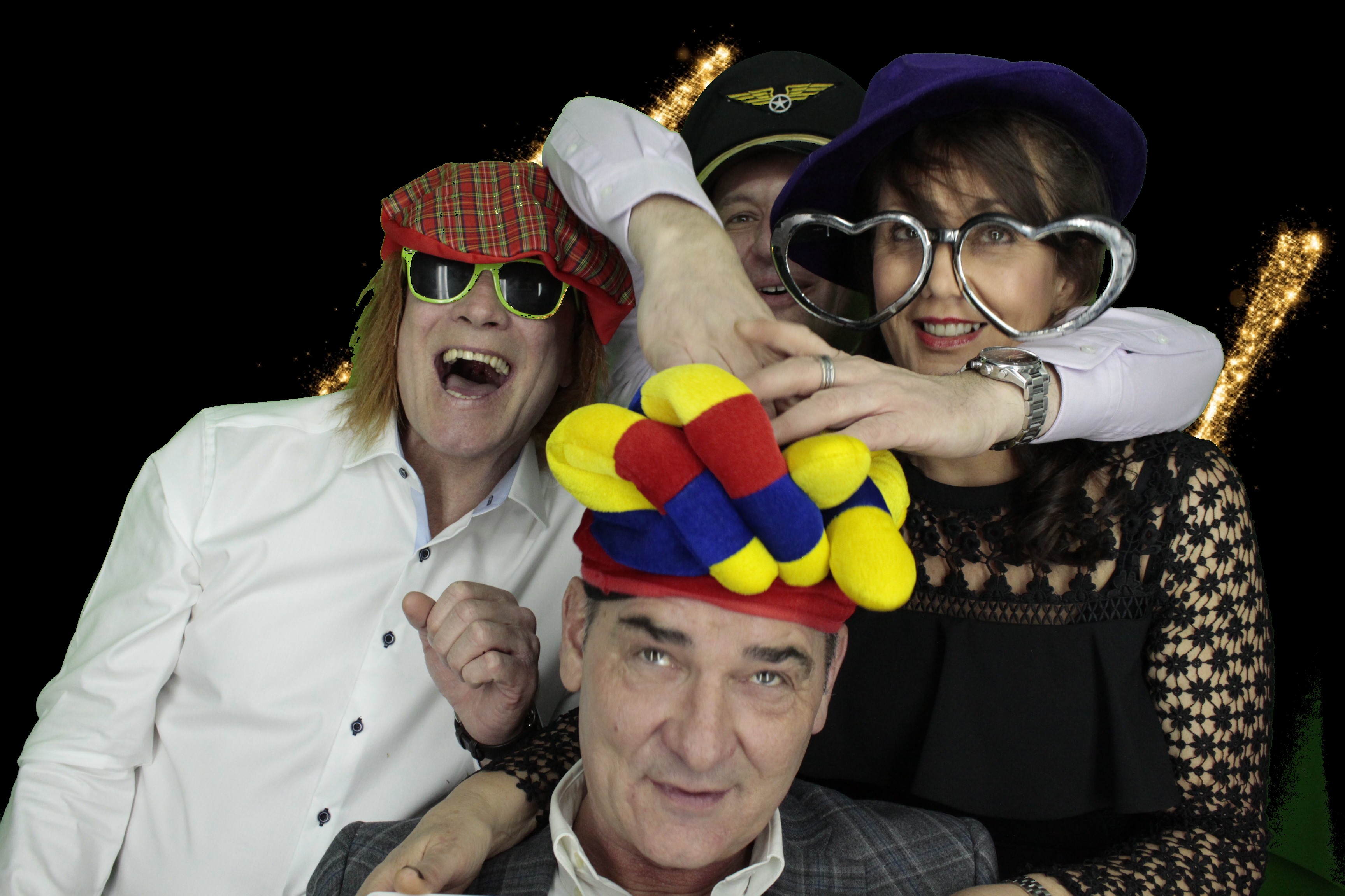New Years Eve Party Silvermere | View more photos from the event at gallery.myphotoboothexperience.co.uk/u/MyPhotoBoothExperienceLtd/New-Years-Eve-Party-Silvermere